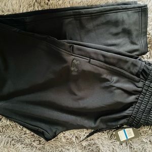Under Armour Men’s XL Black new with tags sweatpants
